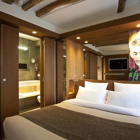 Select Hotel Paris Bagian luar foto