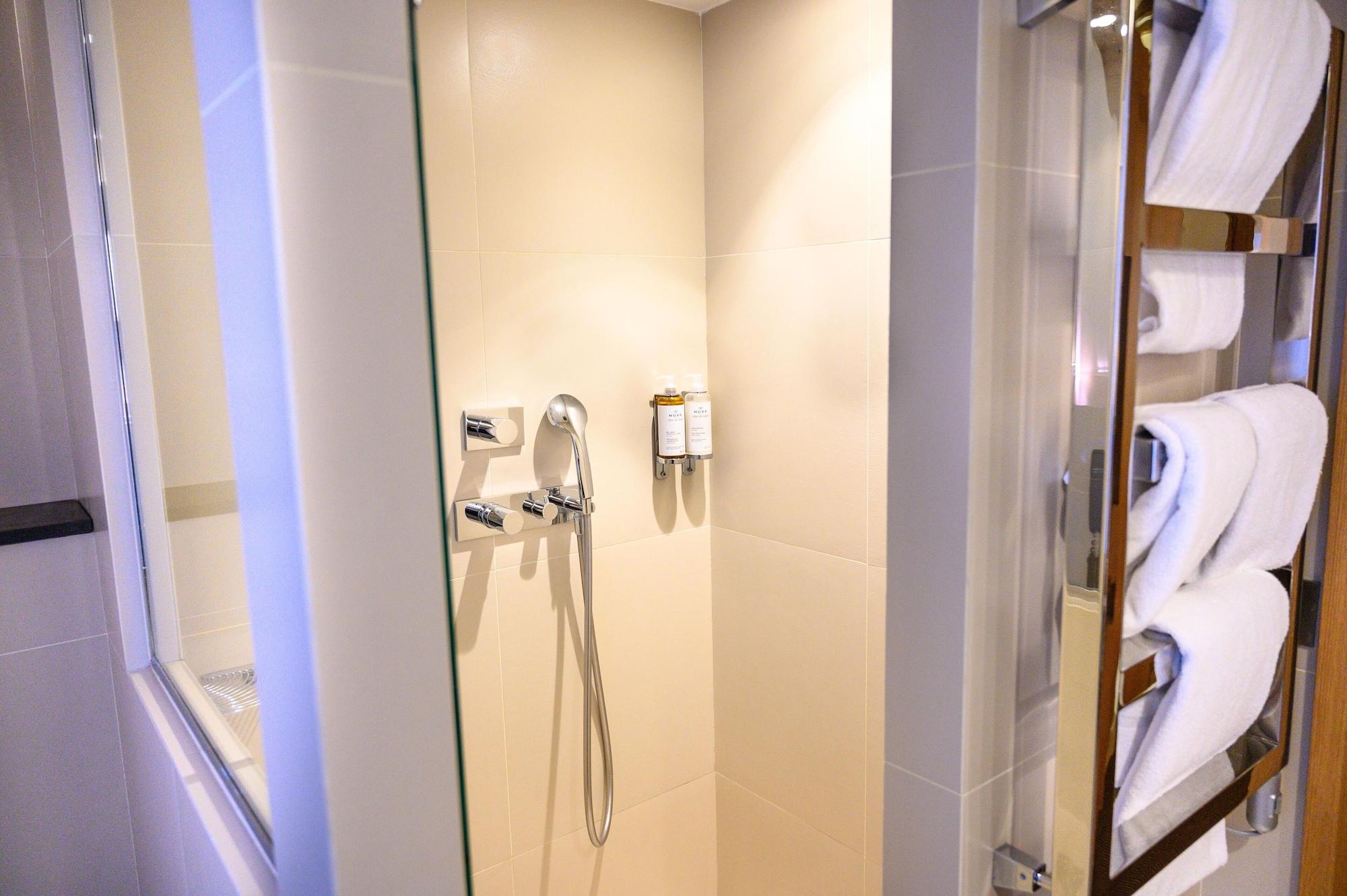Select Hotel Paris Bagian luar foto