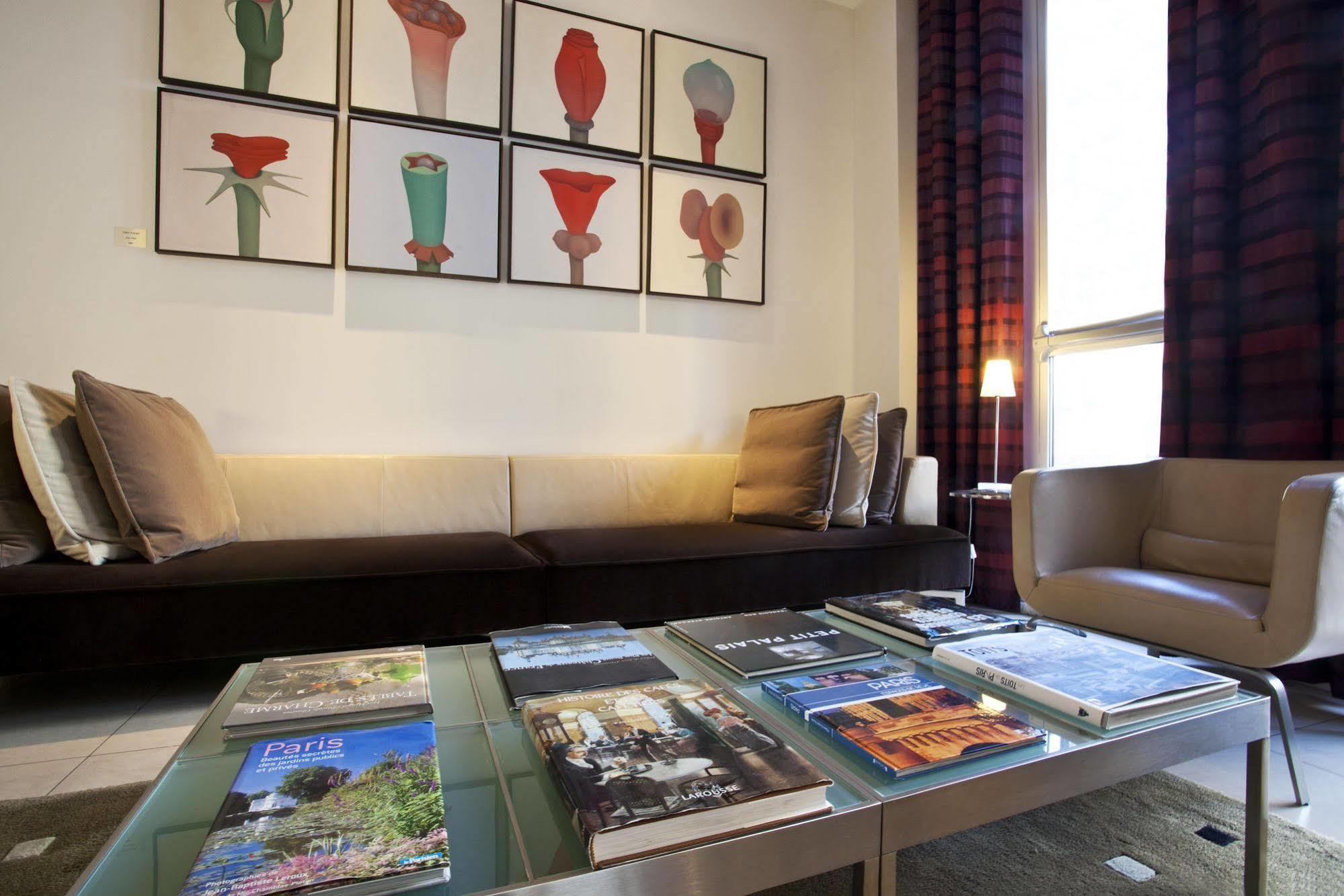Select Hotel Paris Bagian luar foto