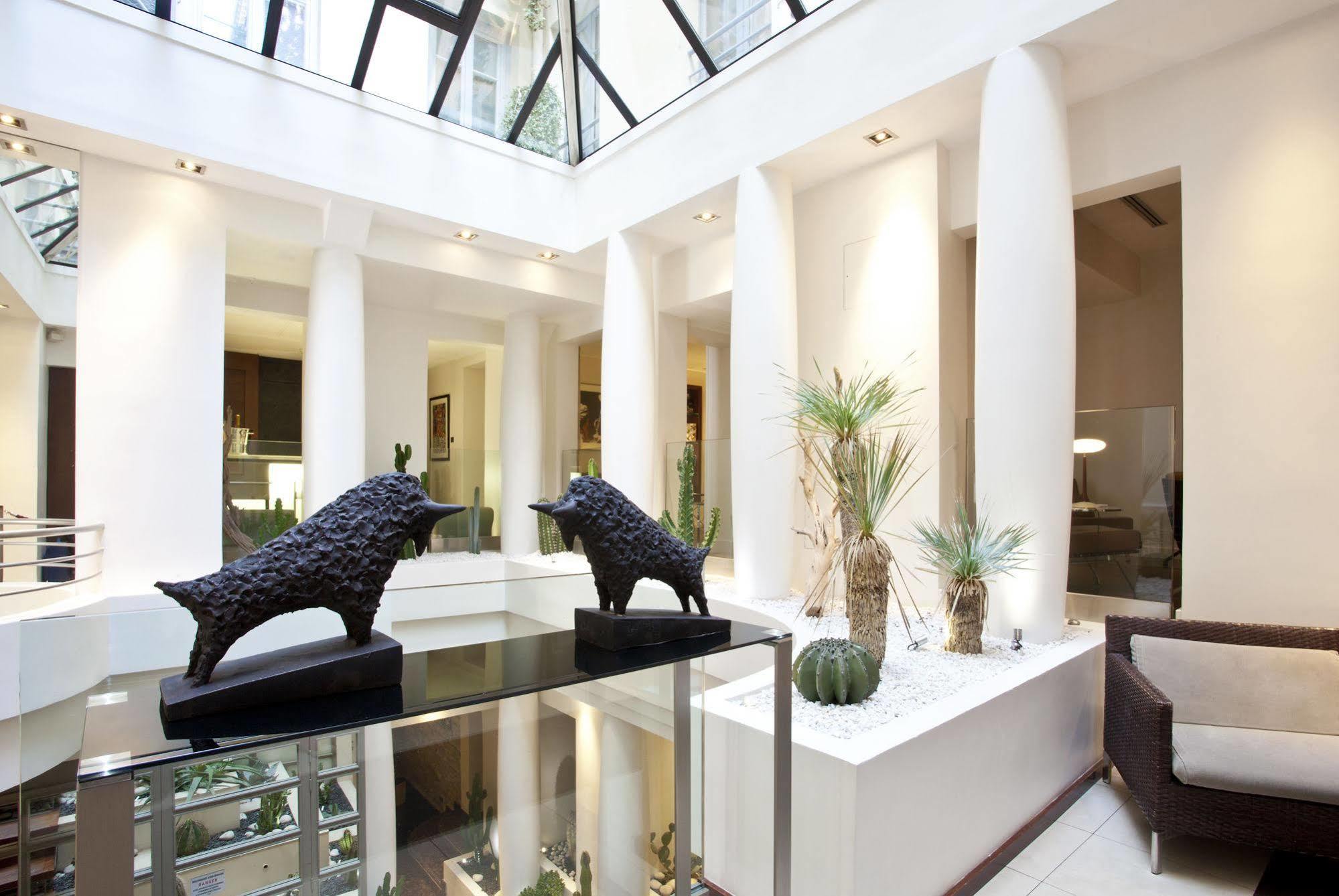Select Hotel Paris Bagian luar foto