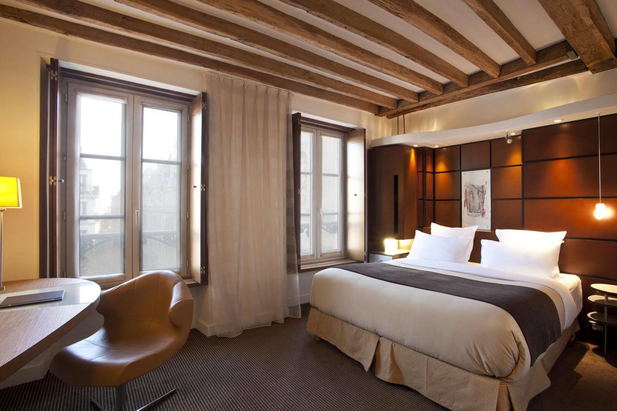 Select Hotel Paris Bagian luar foto